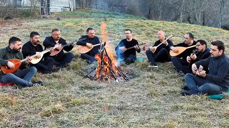 Ereğli’de 9 müzisyenin bir araya gelerek çektiği klip çok beğenildi...