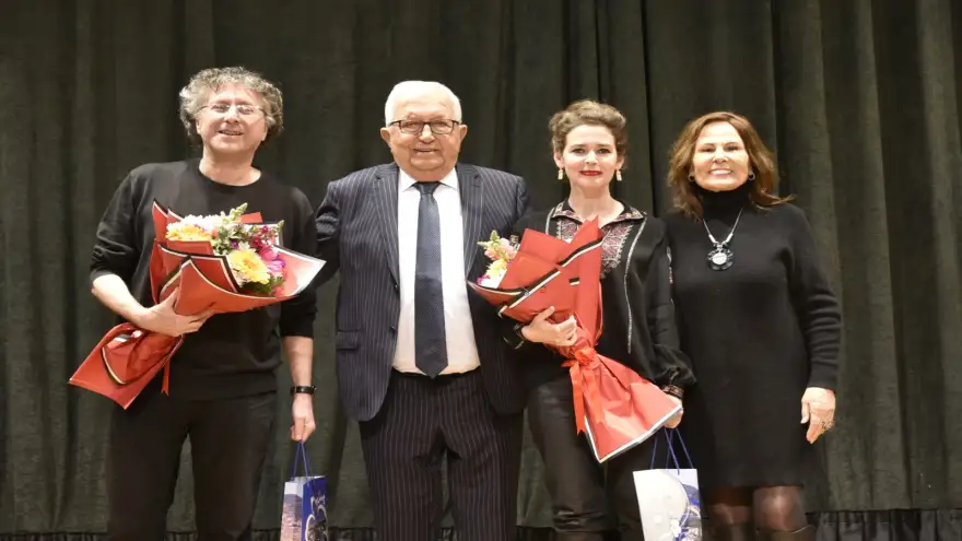 Pelin Batu ve Haluk Çetin, Şiir ve Müzik dinletisi