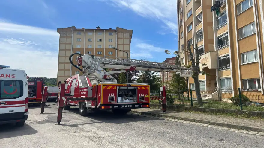 Evde çıkan yangın korku dolu anlar yaşattı