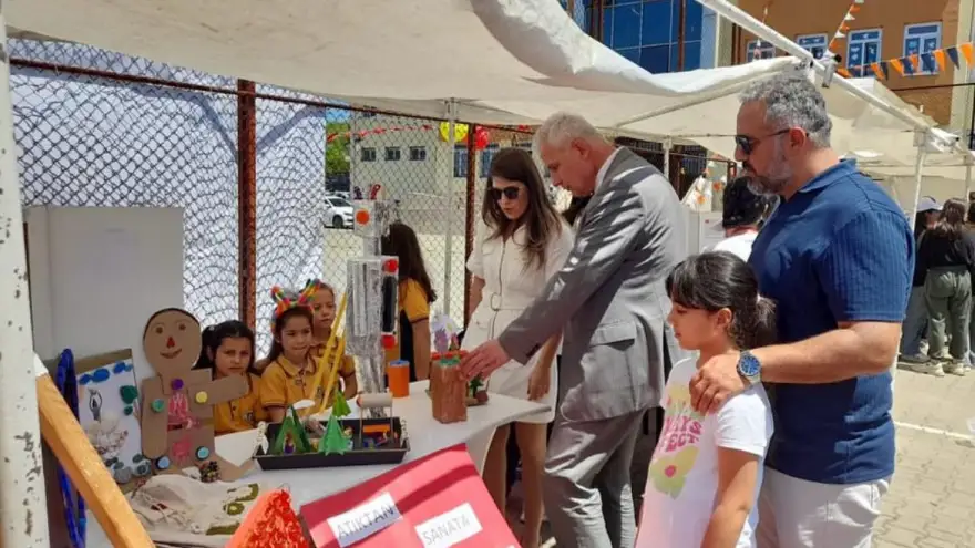 Ereğli’de Bilimle Büyüyen Nesiller: TÜBİTAK 4006 Bilim Fuarları İlçede Büyük İlgi Görüyor