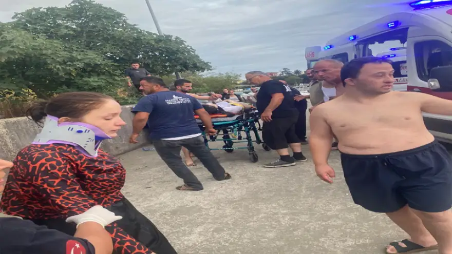 Alaplı'da boğulma tehlikesi geçiren 3 kişi son anda kurtarıldı...