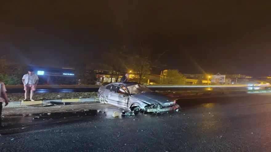 Direksiyon hakimiyetini kaybetti takla attı..