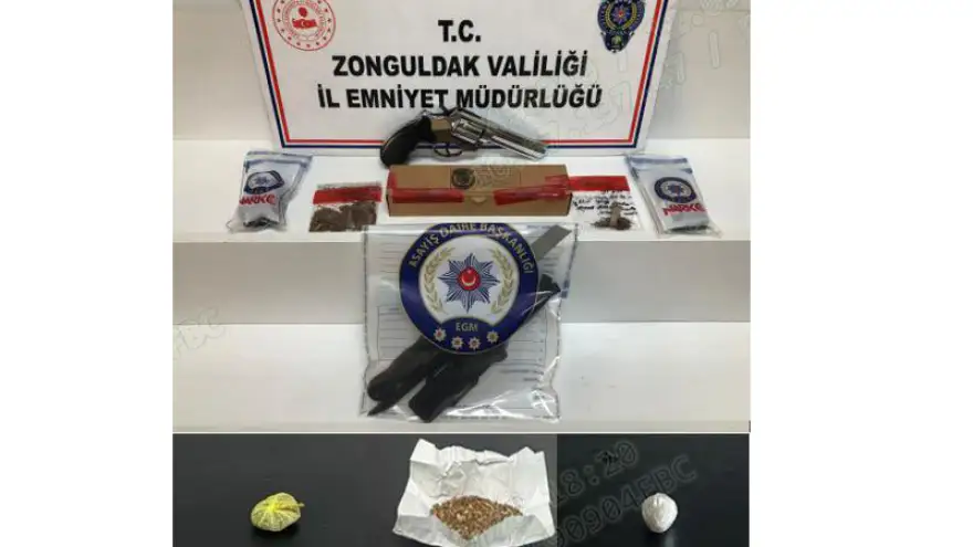 Kdz. Ereğli'de Narkotik operasyonu : 9 Kişi tutuklandı..