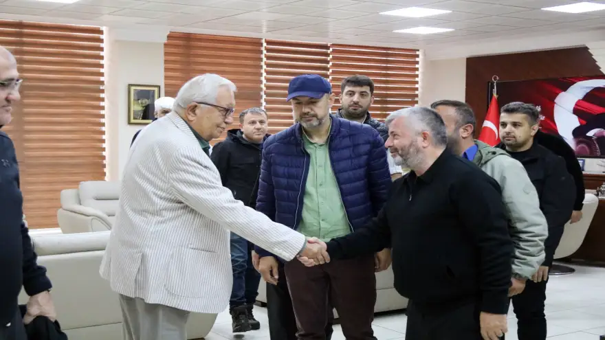 BAŞKAN POSBIYIK, UN PAZARI ESNAFIYLA BULUŞTU