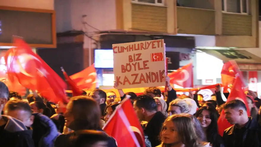 CUMHURİYETİN KALESİ KDZ. EREĞLİ’DE, ON BİNLER SOKAKTAYDI