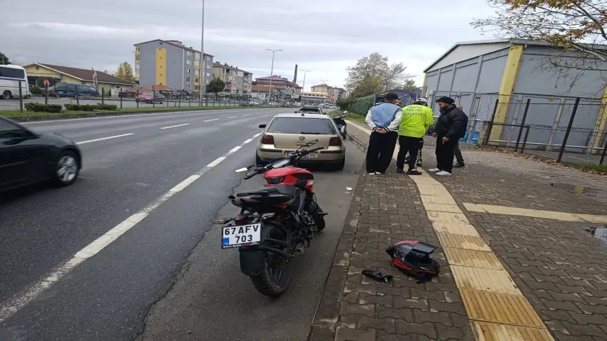 3 Aracın karıştığı trafik kazasında bir kişi yaralandı..
