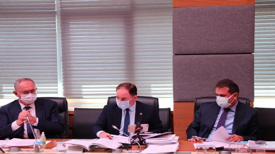 Şehit madenci aileleri için verilen önerge reddedildi.