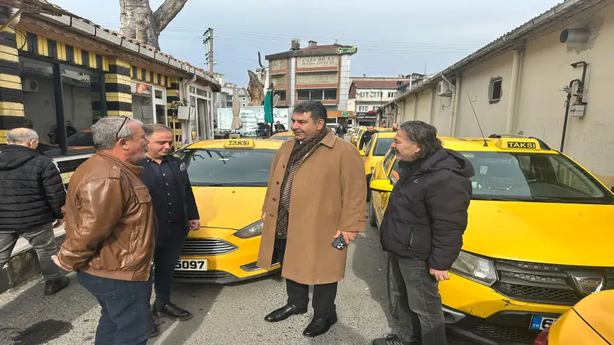Kaymakam Yılmaz’dan Çarşı Esnafı ve Taksi Durağına Ziyaret