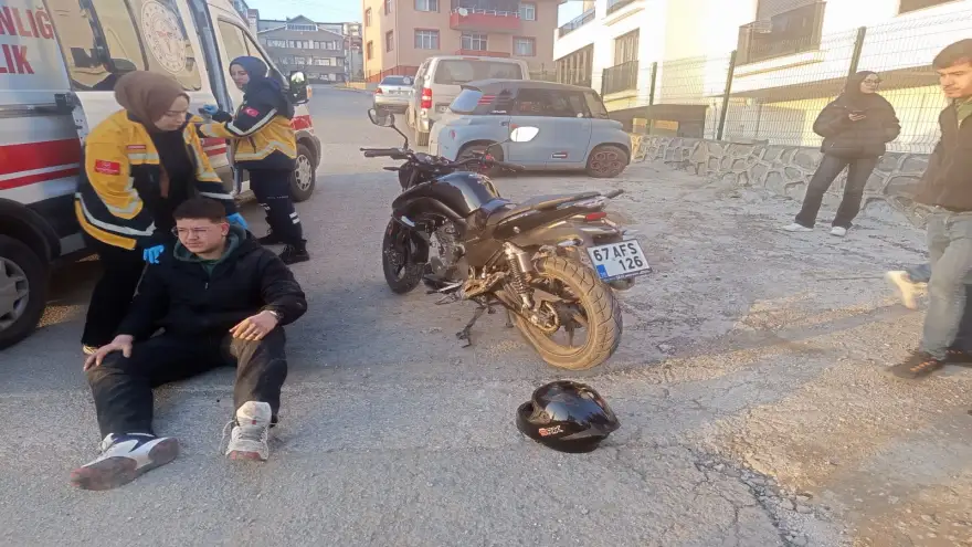 Aynı İstikamette Çarpıştılar: 1 Kişi Yaralandı