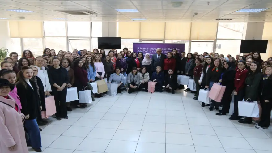 Kdz. Ereğli’de Kadınlar Günü Coşkusu: Posbıyık’tan Anlamlı Jest