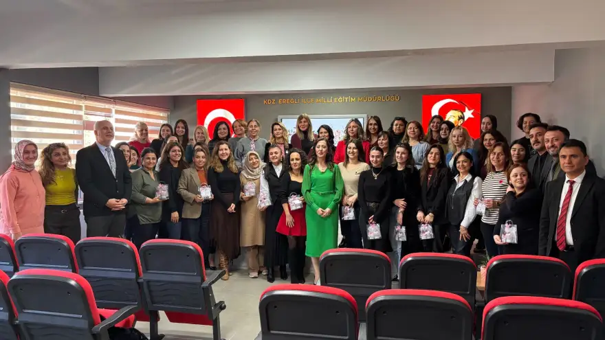 İlçe MEM'de 8 Mart Dünya Kadınlar Günü Kutlandı..