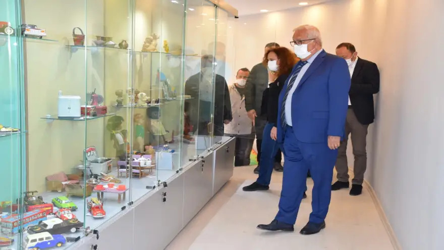 Oyuncak evi, çocuklarla buluşmaya gün sayıyor