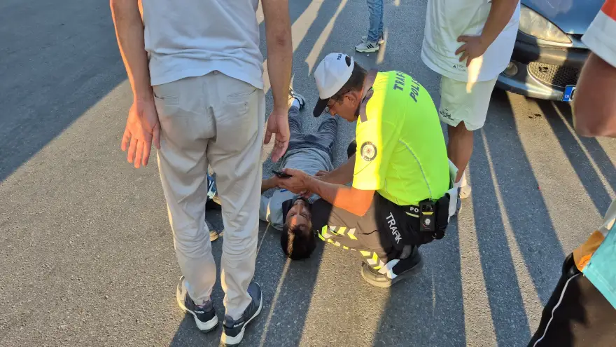 Kaza Anbean Kamerada: Çarpmanın Etkisiyle Yola Savruldu