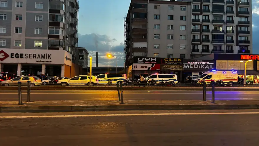 Önce Hamile Eşine, Sonra Komşularına Saldırdı .