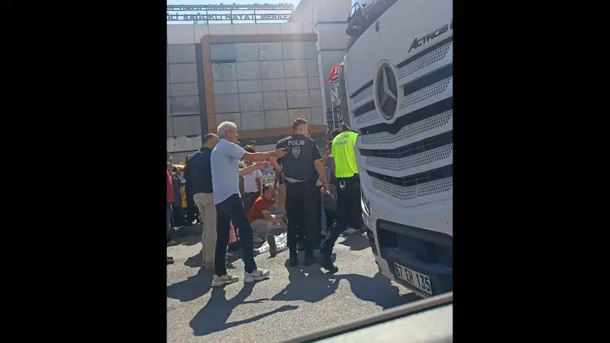 Ereğli’de Otomobil ile Motosiklet Çarpıştı: 1 Yaralı