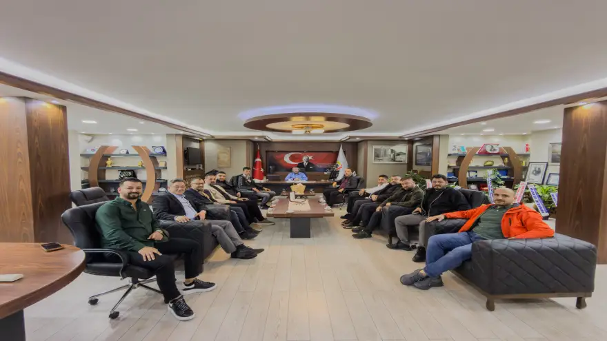 İNŞAAT MESLEK GRUBU ÜYELERİNDEN YENİ YÖNETİME ZİYARET