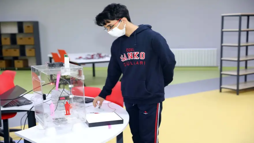 Sanko öğrencileri Türkiye ikinciliği ve teşvik ödülü kazandı