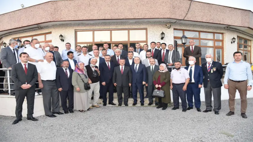 Turanlı’ya veda yemeği düzenlendi
