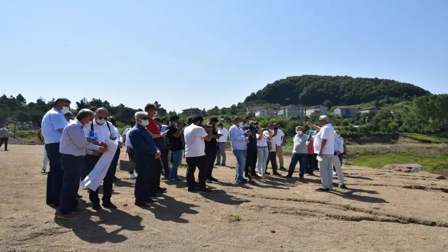 Posbıyık, yeni şehir ve şehit mezarlığı’nda incelemelerde bulundu