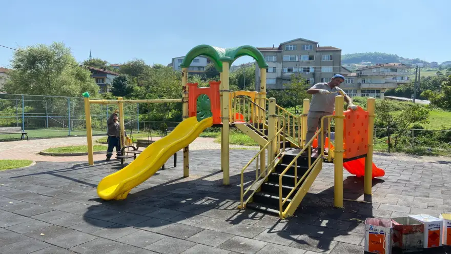 Kdz. Ereğli Belediyesi, yeni çocuk parkları kuruyor