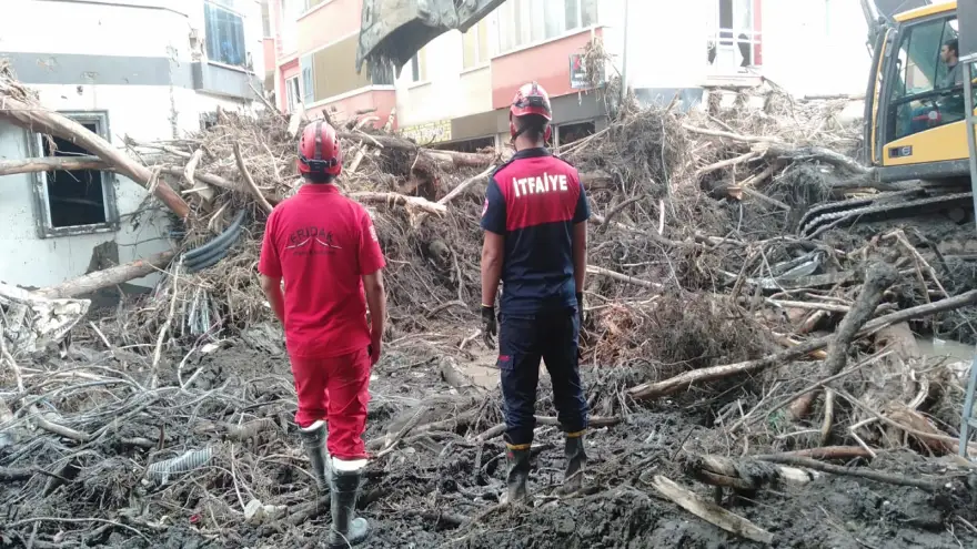 İtfaiye Müdürlüğü ve ERİDAK, Kastamonu'da tüm hızıyla çalışıyor