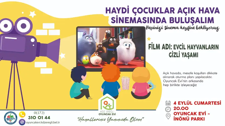 Cumartesi akşamı çocuklar için açık havada animasyon filmi