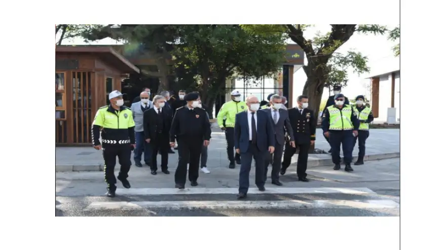 "Yaya Geçidi ve Kırmızı Düdük" Uygulaması yapıldı