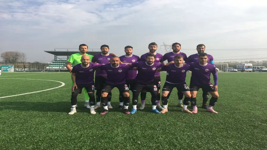 Ereğli Belediyespor, Çilimli Belediyespor'a 3-0 mağlup oldu