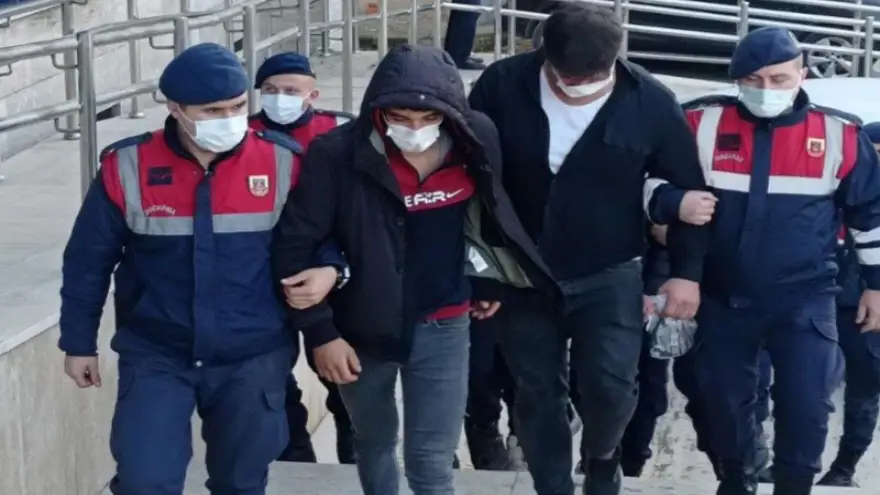 Depo soymayan çalışan hırsızlar serbest bırakıldı