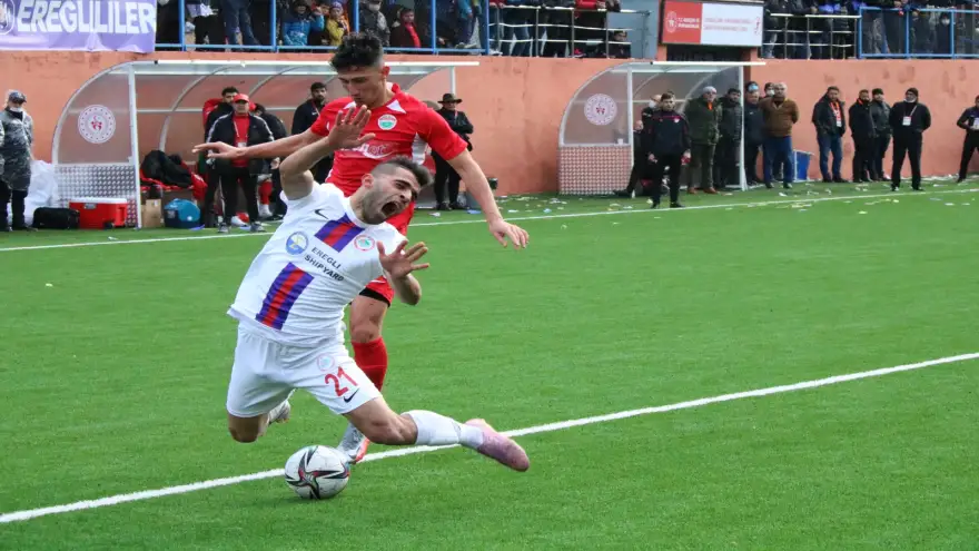 Soğuk havayı futbol ısıttı 