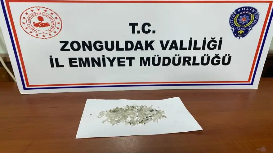 Polisten "Uyuşturucu Operasyonu"