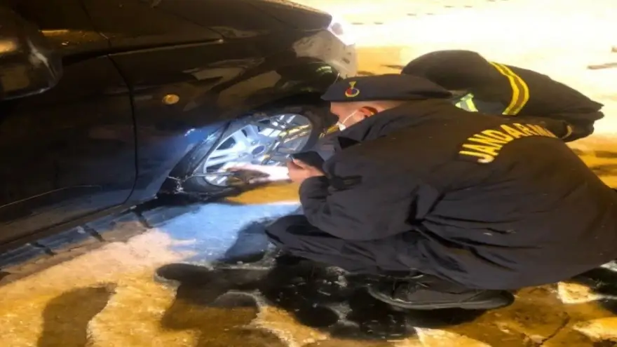 Jandarma'dan yardım istedi