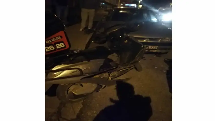 Alaplı'da otomobil ie motosiklet çarpıştı