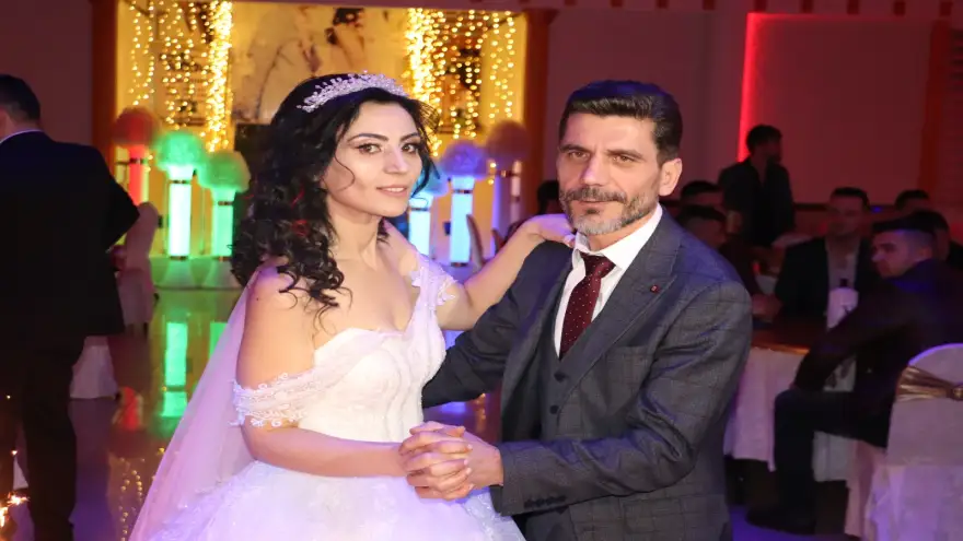 Özcan ve Deniz ailelerinin mutlu günü