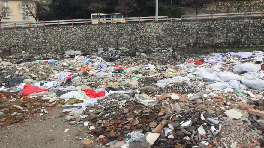 “Zonguldak’ın her yeri hafriyat deposuna dönüştürüldü”
