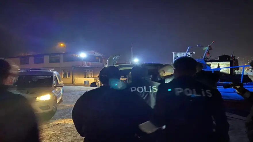 İki kardeşin kavgasında kan aktı..