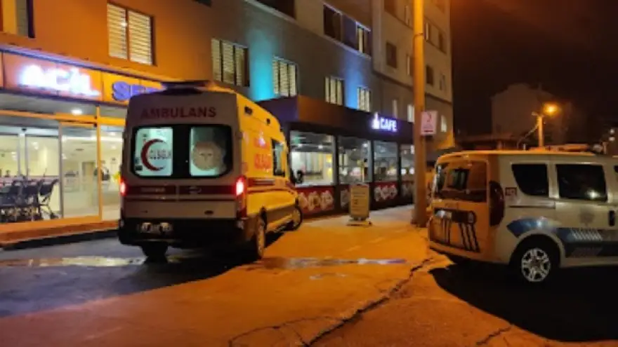 Patpat devrildi, 3 Kişi hastaneye kaldırıldı