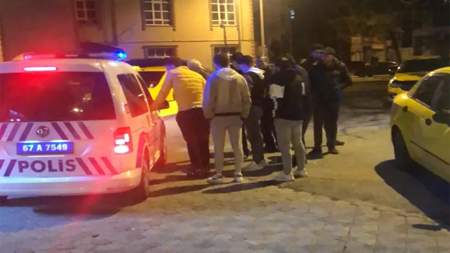 Taksiye çarpıp kaçtı