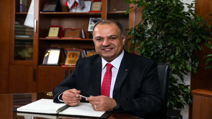 “Sağlık çalışanları büyük bir ailenin bireyleridir” 
