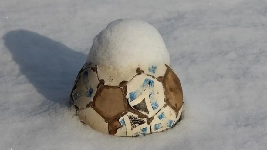 Maçlar kar engeline takıldı