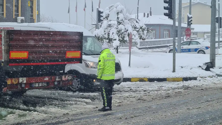 Alaplı'da trafik kazası meydana geldi
