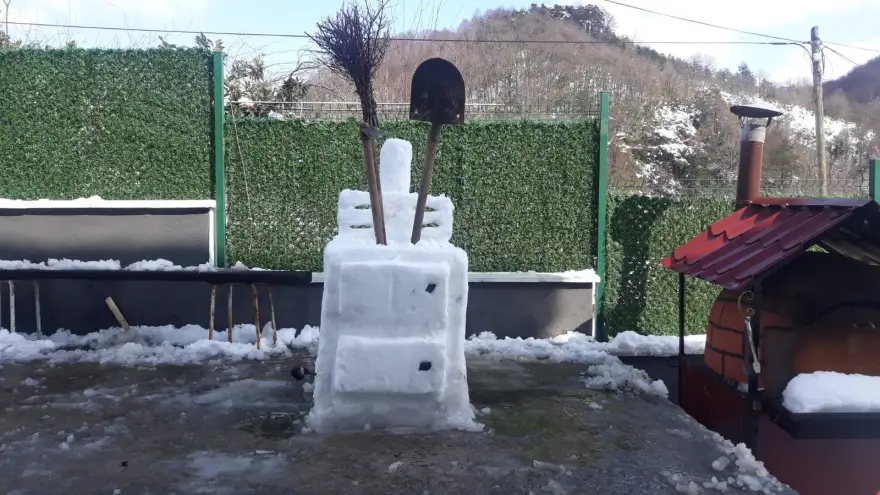 Uzuner "Kardan figürlere’ bir yenisini daha ekledi