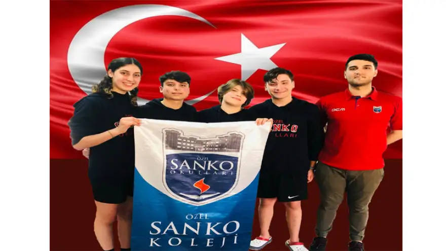 Sanko Okullarının Dört Öğrencisi Yüzme Milli Takımına Seçildi