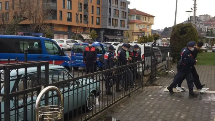600 Kg. İnşaat demiri çalan 3 şüpheli tutuklandı