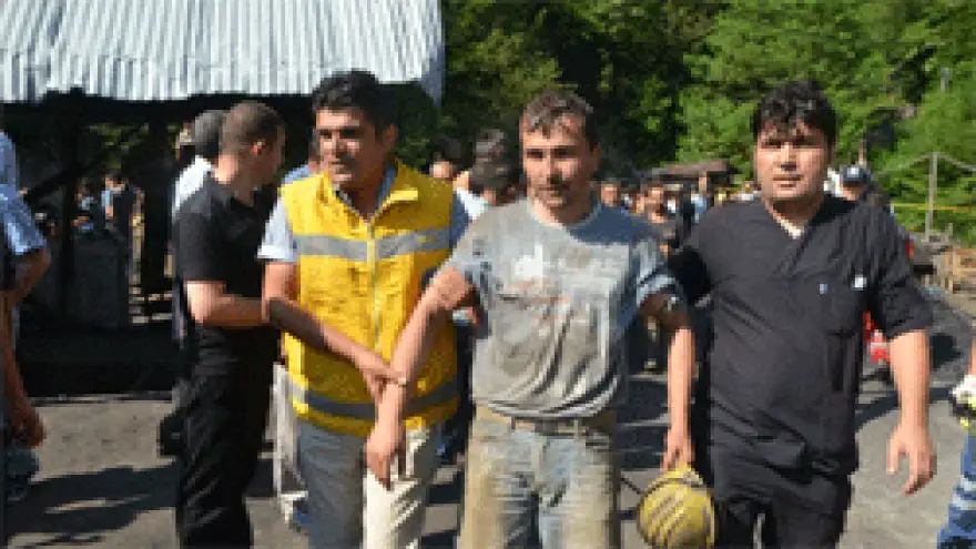 CANLI CANLI MEZARDA DURDUK