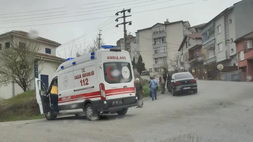 Motosikletle otomobil çarpıştı: 1 Yaralı