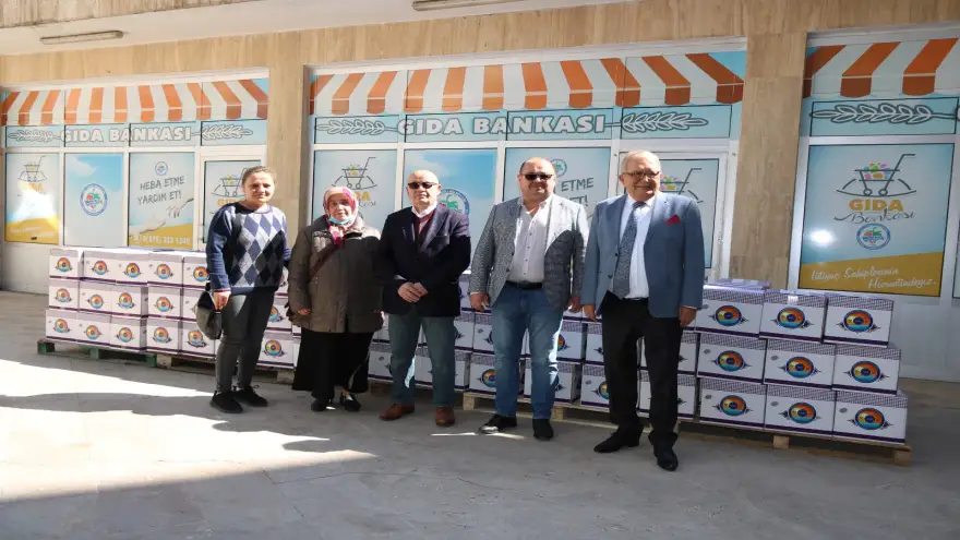 Gurbetçiler, 150 Gıda Kolisi Desteğinde Bulundu