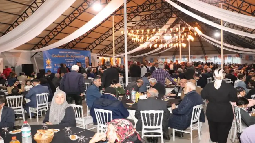 Ak Partililer iftar programında buluştu