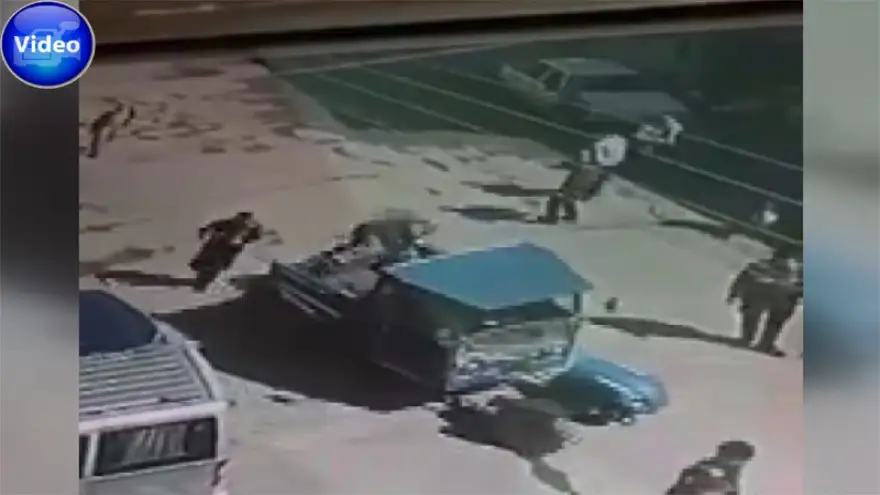 Patpatın kasasından düşerek yaralandı