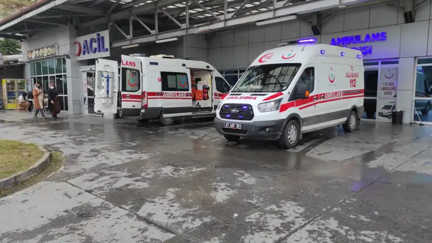 Kimyasal madde alan 2 Kişi hastaneye kaldırıldı 